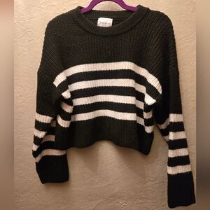 Pink Rose Black & White Striped Cropped Sweater | XL | P2P 23”